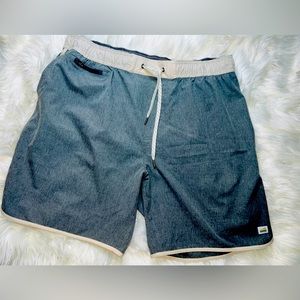 Vuori Gray Vcycled Bank Shorts Men's Size XXL 38-40